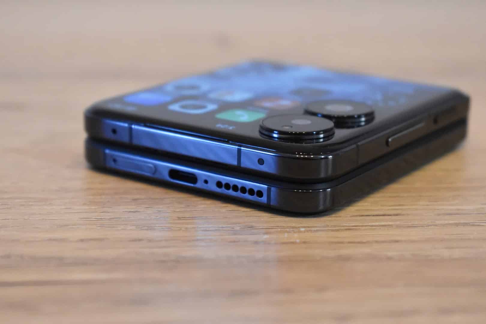 Xiaomi Mix Flip